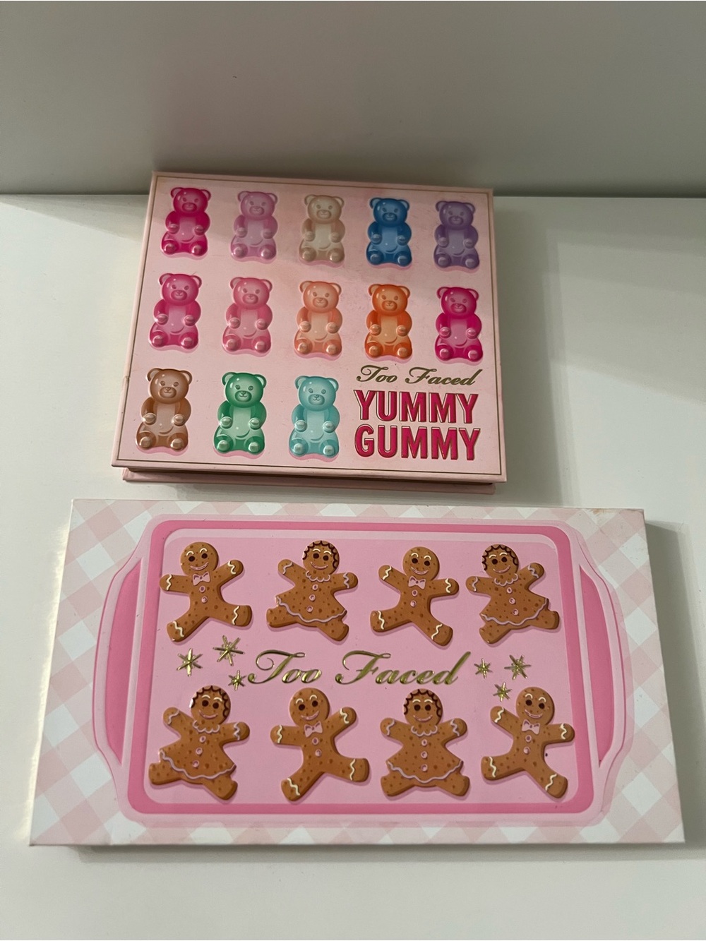 Too Faced Yummy Gummy & Gingerbread eyeshadow Pallet bundle. - Picture 2 of 7
